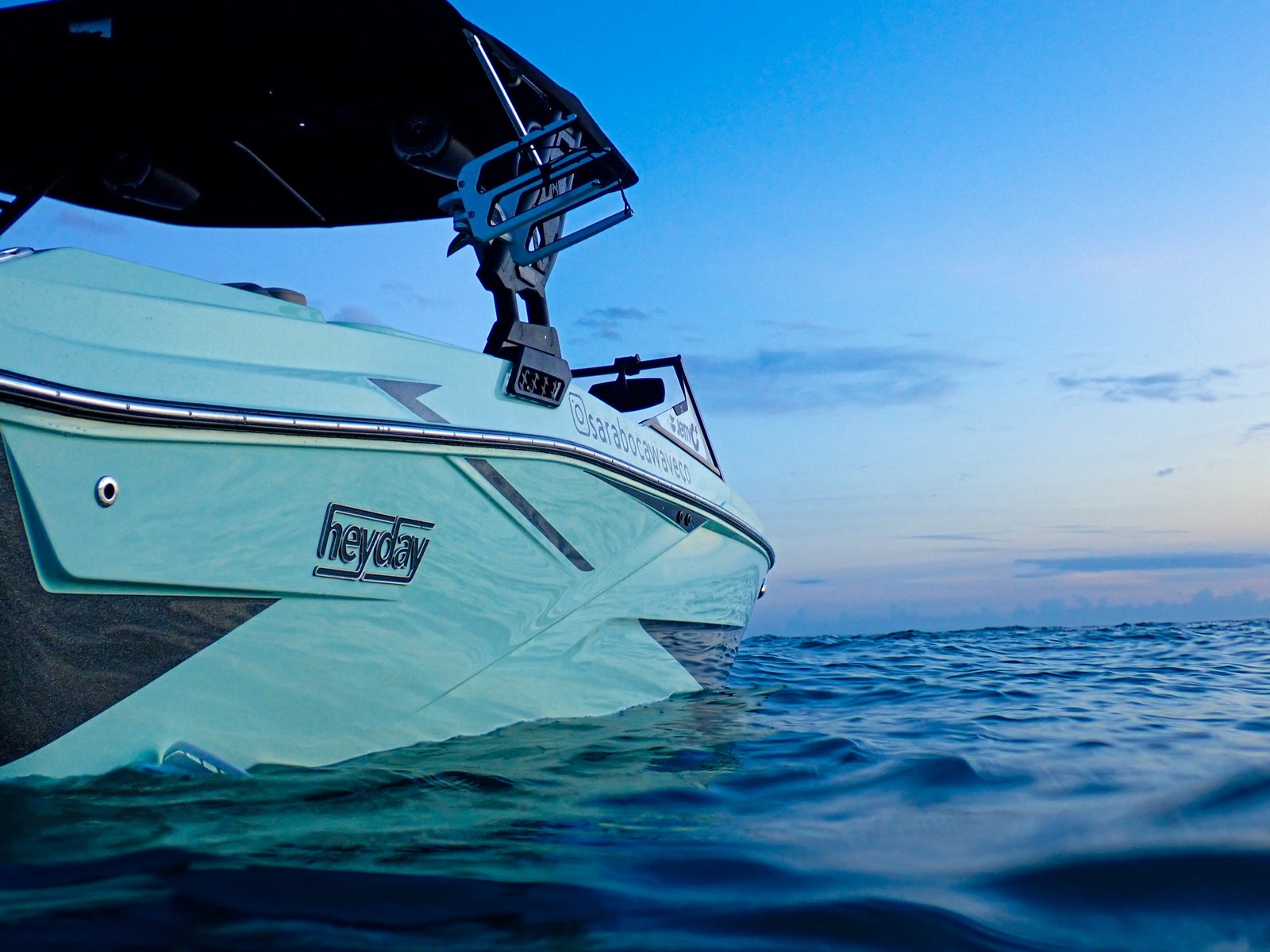 Heyday H22 bow at sunset